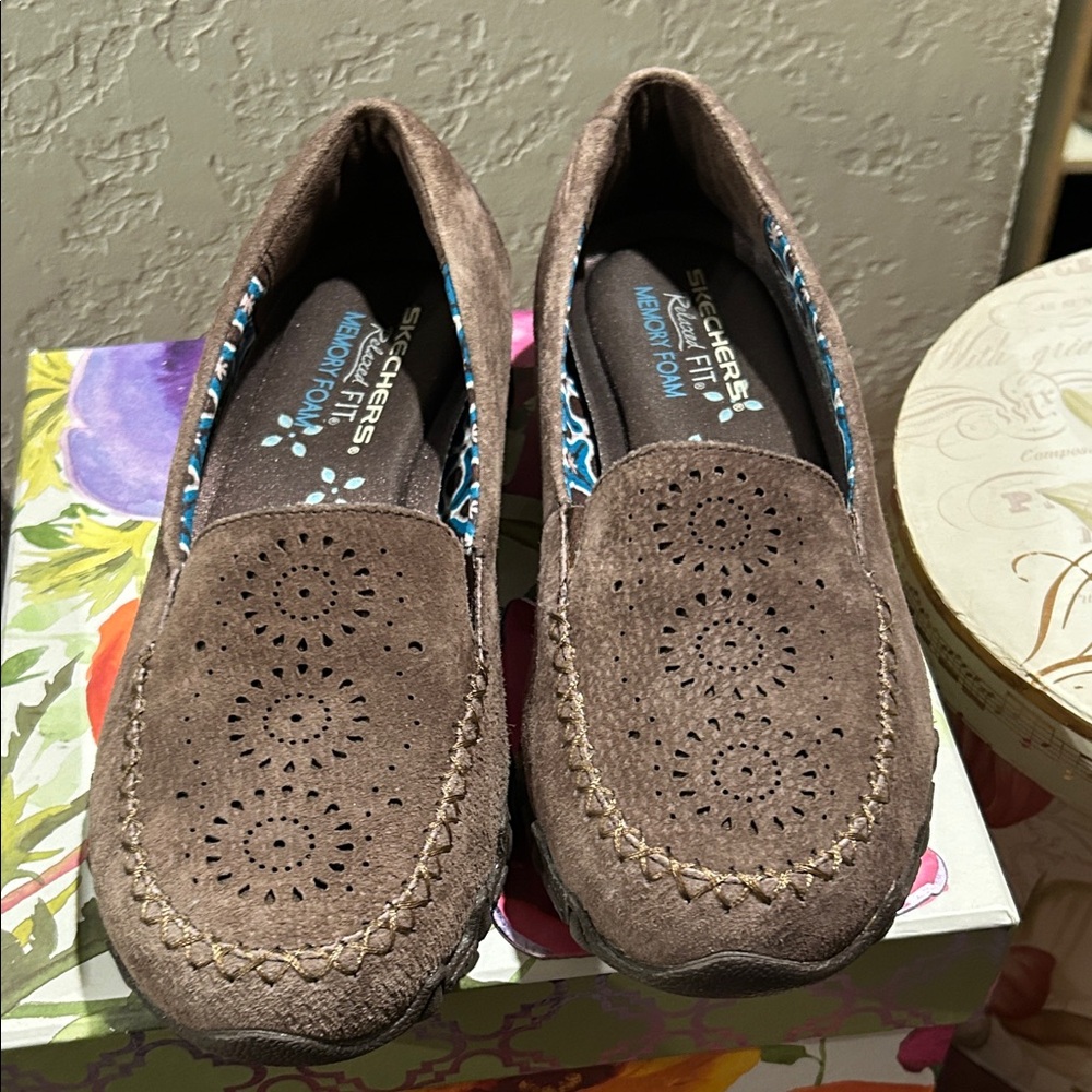 Skechers Women's Tan Moccasins